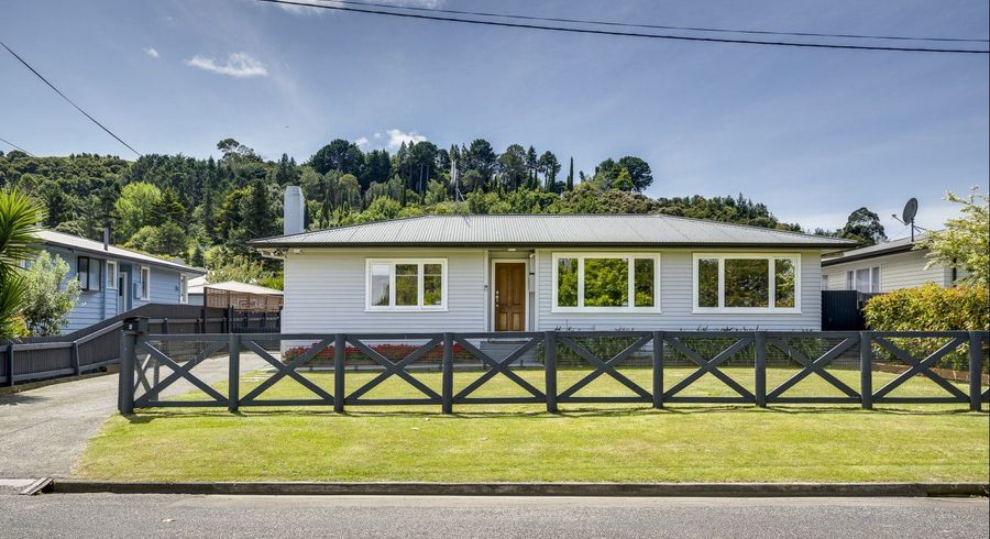 at 2 Shirley Place, Bay View, Napier