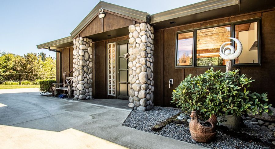  at 37 Kents Road, Reikorangi