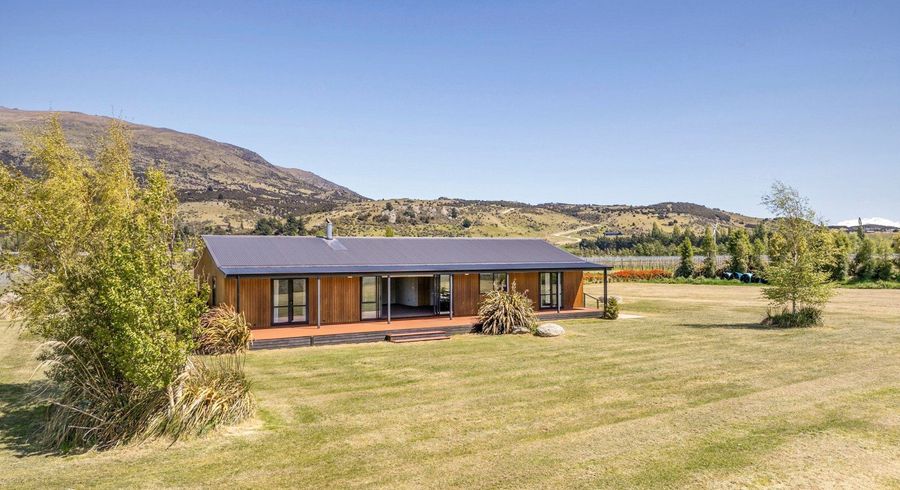  at 90 Willowbank Road, Queensberry, Wanaka, Otago