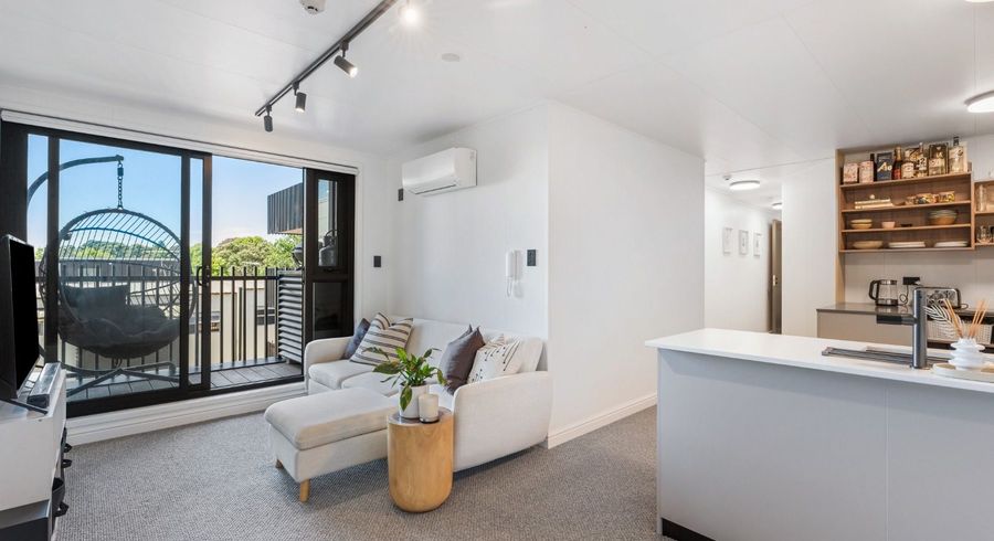  at 305/572 Manukau Road , Epsom, Auckland City, Auckland