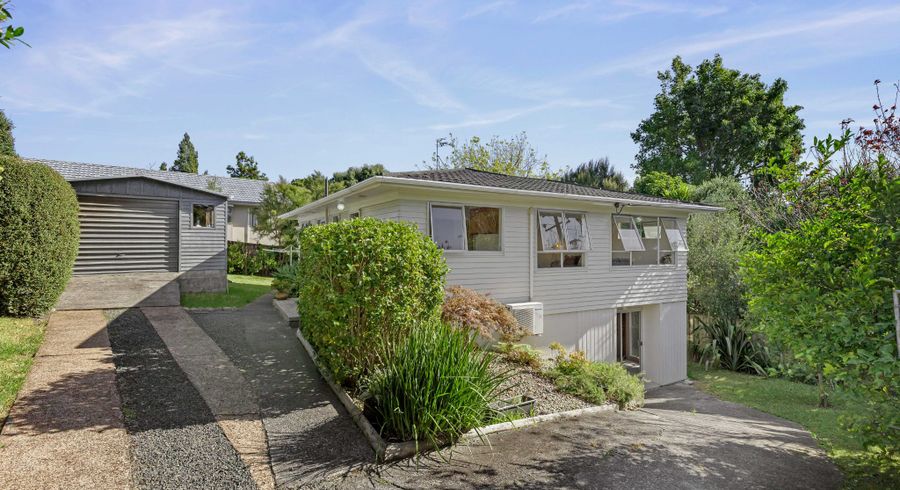  at 2 Woodvale Road, Glen Eden, Waitakere City, Auckland