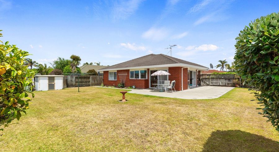  at 11 Beachlands Place, Papamoa Beach, Papamoa