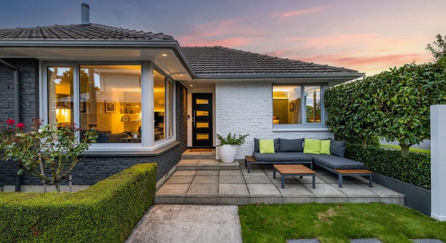  at 10 Reynolds Avenue, Bishopdale, Christchurch City, Canterbury