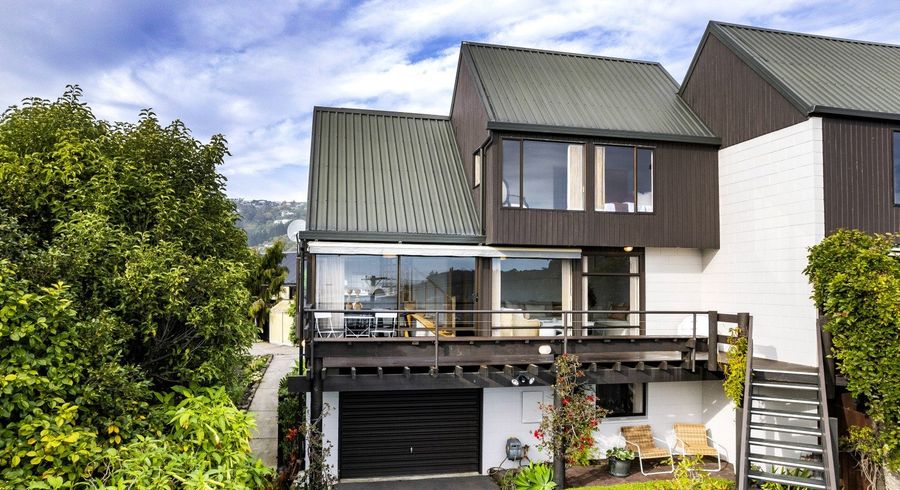  at 17 Moncks Spur Road, Redcliffs, Christchurch City, Canterbury