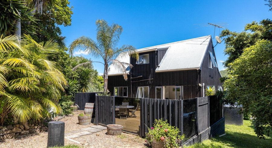  at 19 Te Makiri Road, Onetangi, Waiheke Island, Auckland