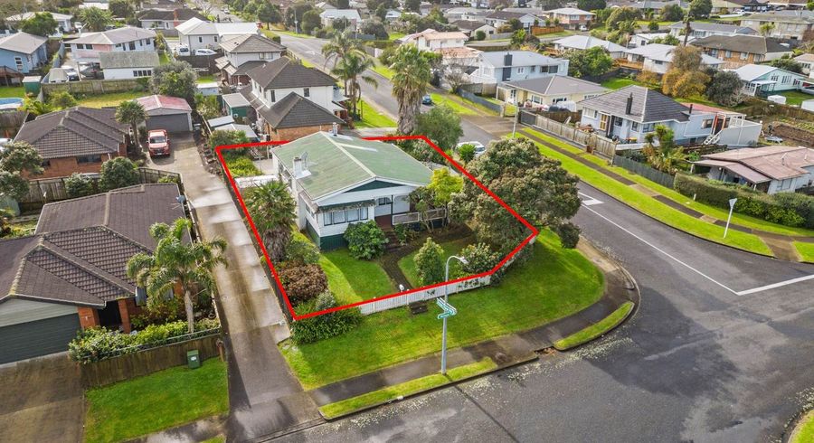  at 23 Mcinnes Road, Weymouth, Auckland