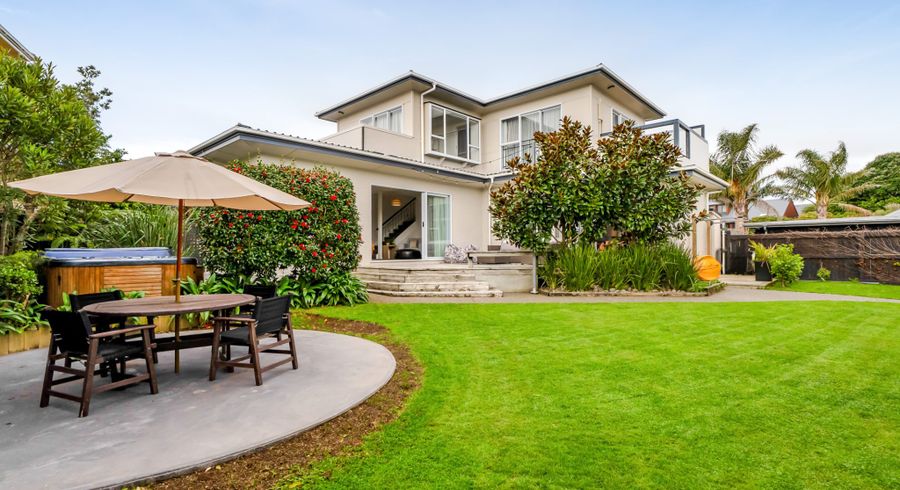  at 10 Strandon Place, Strandon, New Plymouth