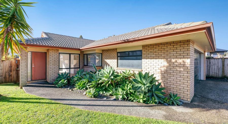  at 51 Walton Street, Red Beach, Rodney, Auckland