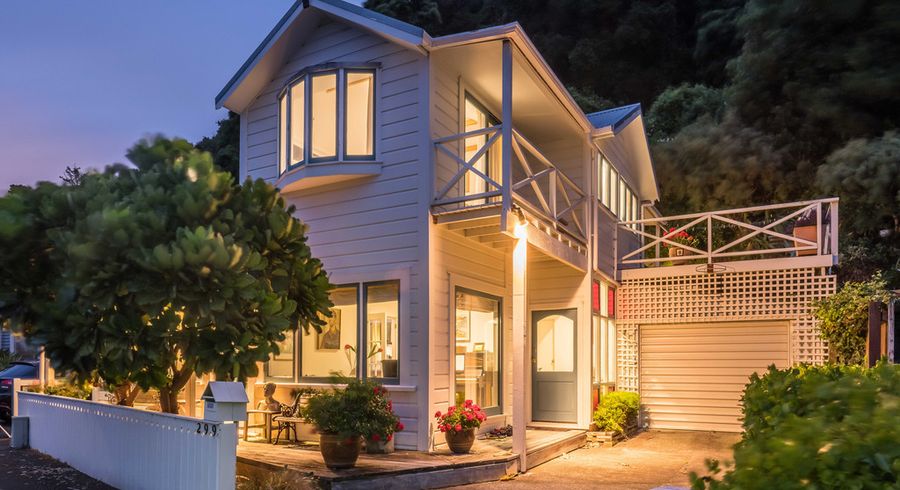  at 299 Karaka Bay Road, Karaka Bays, Wellington