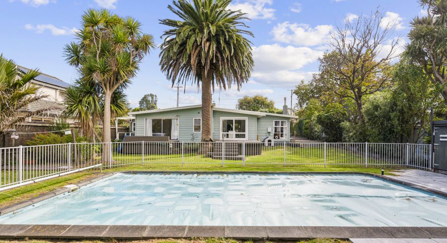  at 36 Golf Road, Paraparaumu Beach, Paraparaumu