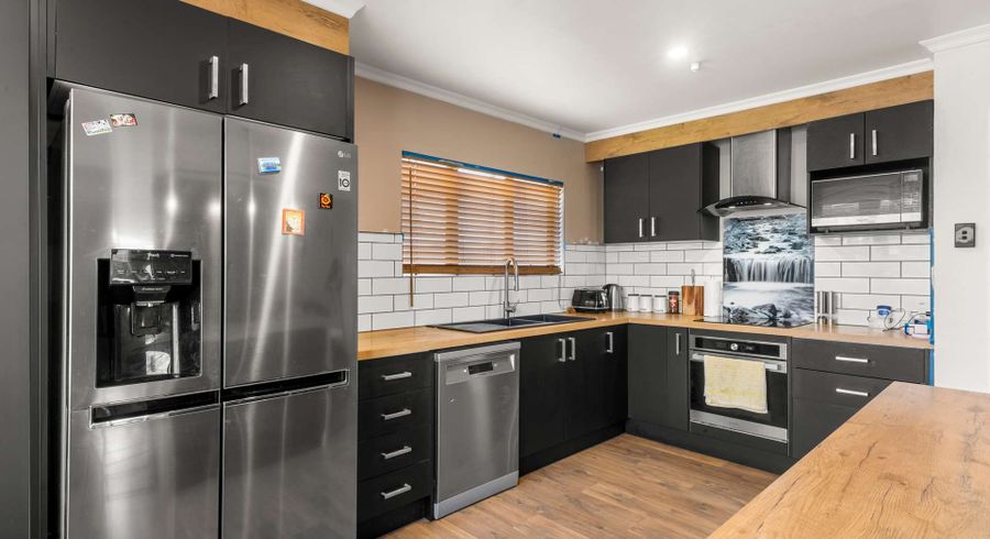  at 208 Ngamotu Road, Spotswood, New Plymouth