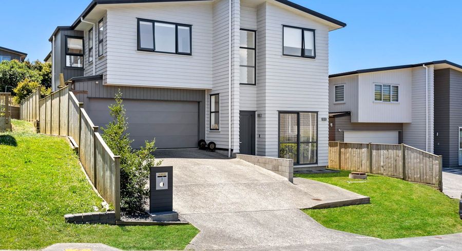  at 8 Carex Way, Long Bay, Auckland