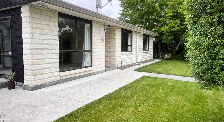  at 31 Laing Crescent, Heathcote Valley, Christchurch