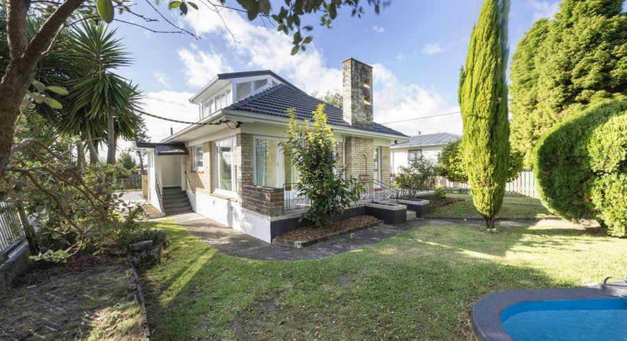  at 35 Archibald Road, Kelston, Waitakere City, Auckland