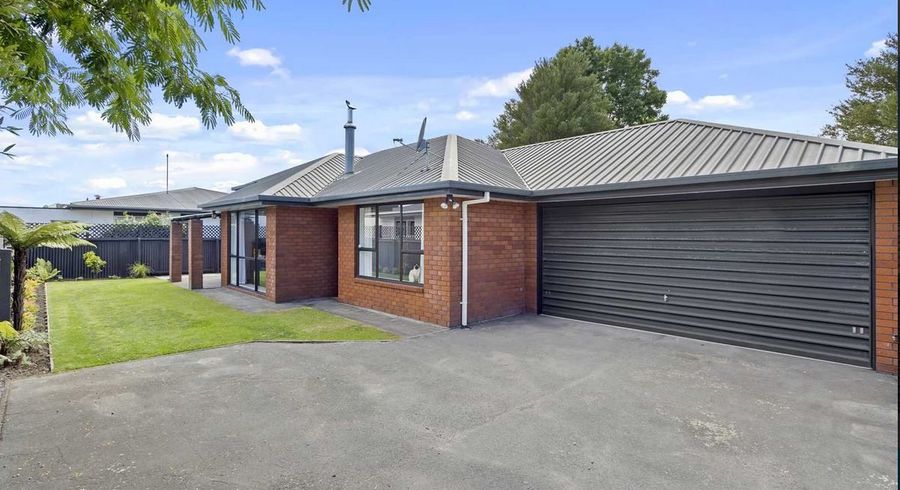  at 294b Wairakei Rd, Burnside, Christchurch City, Canterbury