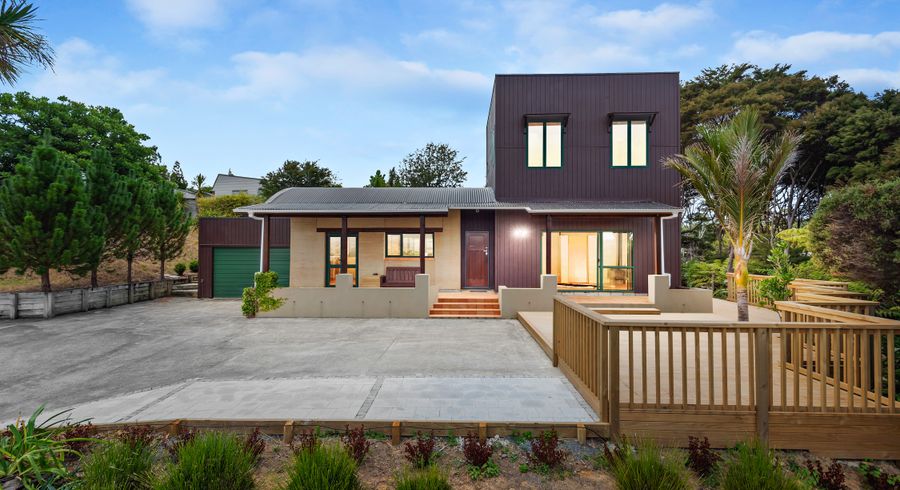  at 12 Kukupa Road, Sunnyvale, Auckland