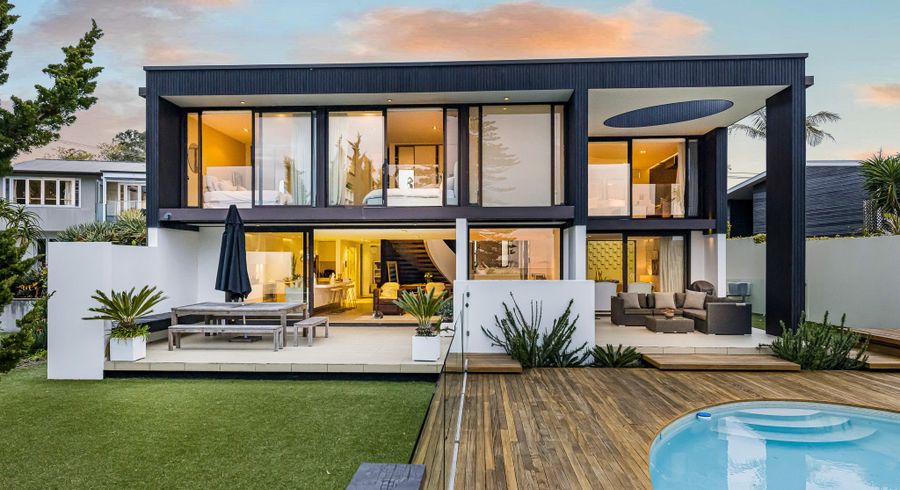  at 303 Beach Road, Campbells Bay, North Shore City, Auckland