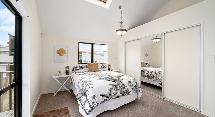  at 4 Chamberlain Road, Karori, Wellington