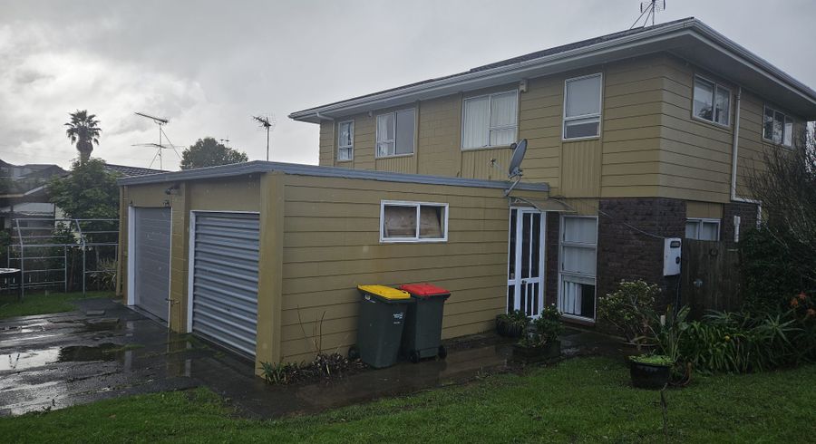 at 1/24 Glynnbrooke St, Te Atatu South, Waitakere City, Auckland
