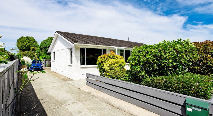  at 1/237 Queens Drive, Windsor, Invercargill