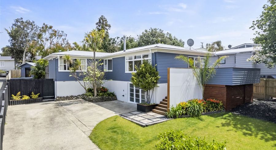  at 22 Bayside Avenue, Te Atatu Peninsula, Auckland