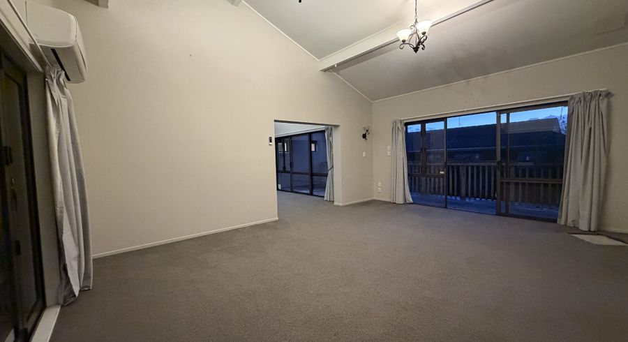  at 114 Redoubt Road, Goodwood Heights, Manukau City, Auckland