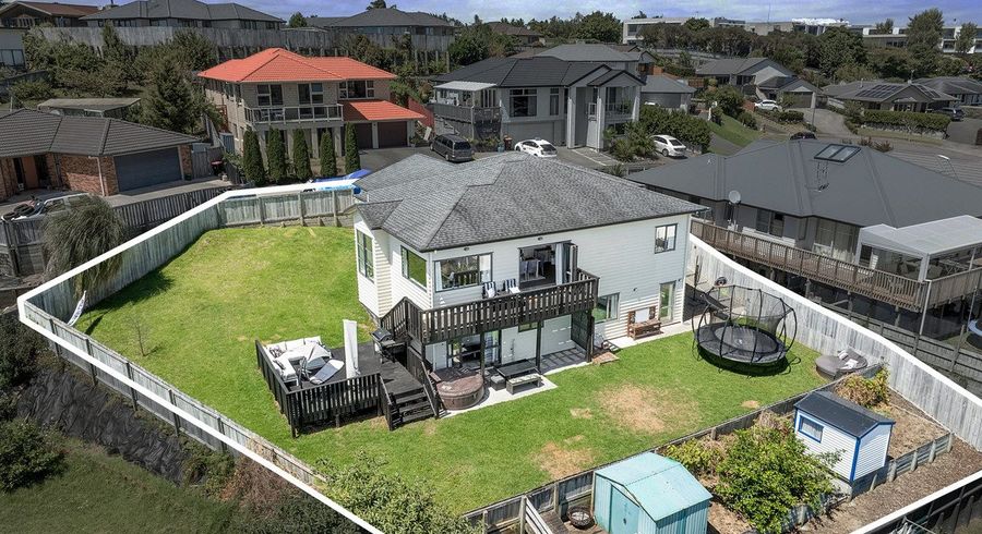  at 33 Amy Place, Pyes Pa, Tauranga