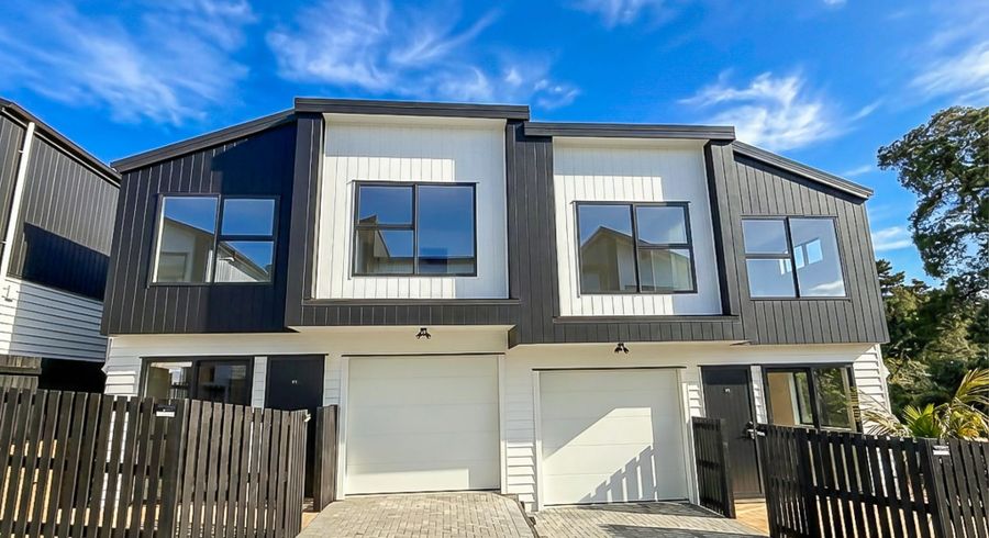  at 11&13 Tabitha Crescent, Henderson, Waitakere City, Auckland