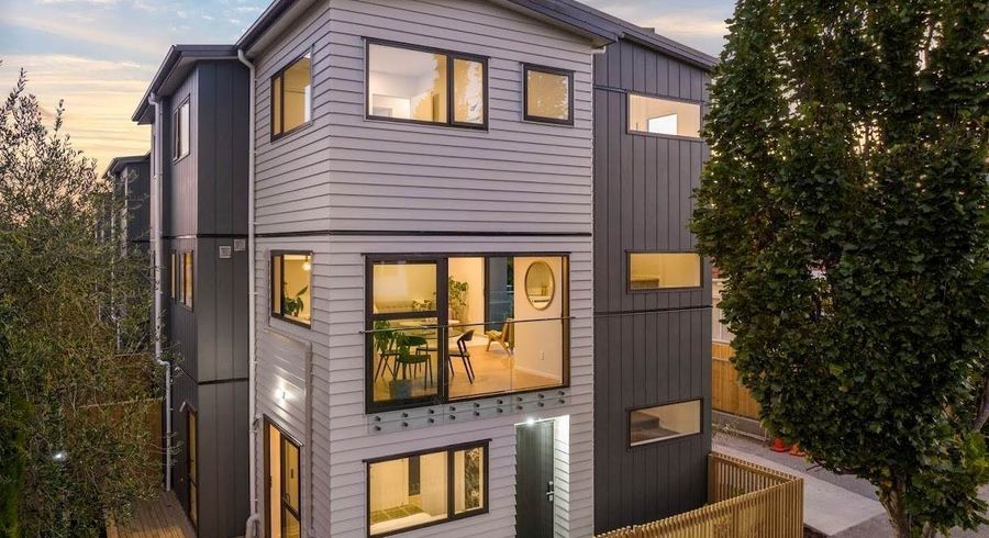  at 16 Brookfield Avenue, Onehunga, Auckland City, Auckland