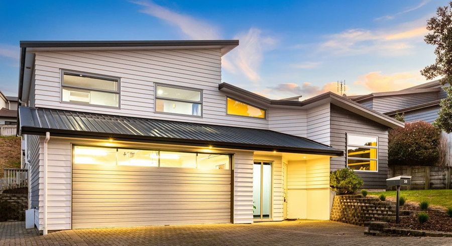  at 38 Tongariro Drive, Aotea, Porirua, Wellington