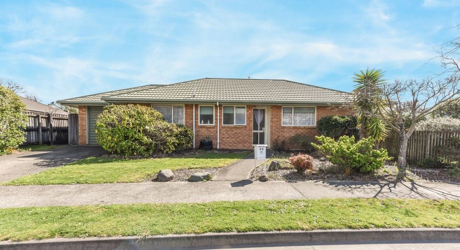  at 55 Arbor-Lea Avenue, Richmond