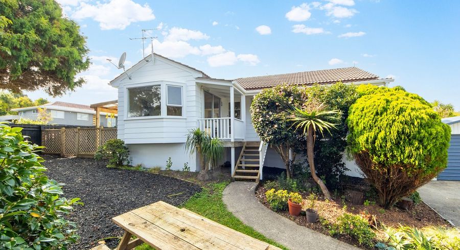  at 1 Pahi Place, West Harbour, Waitakere City, Auckland