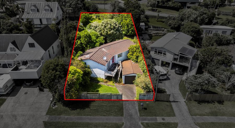  at 28 Manuwai Road, Torbay, Auckland
