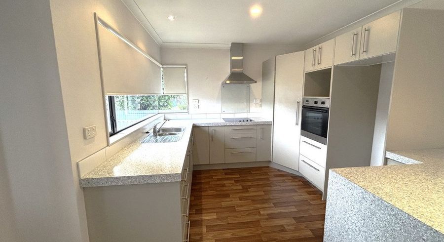  at 142a Gloucester Street, Taradale, Napier, Hawke's Bay