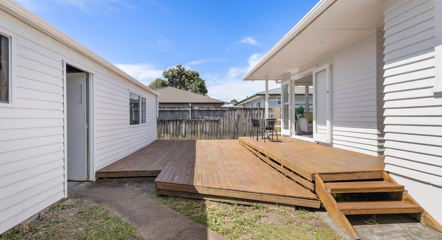  at 7 Chaucer Place, Blockhouse Bay, Auckland