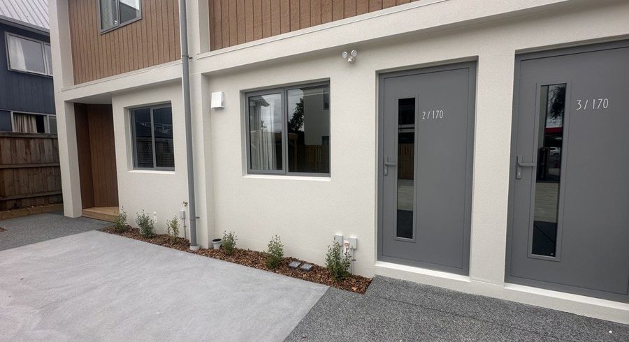  at 2/170 Blenheim Road, Riccarton, Christchurch City, Canterbury