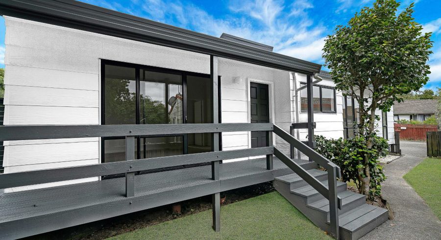  at 77 Meadowvale Rise, Titirangi, Waitakere City, Auckland
