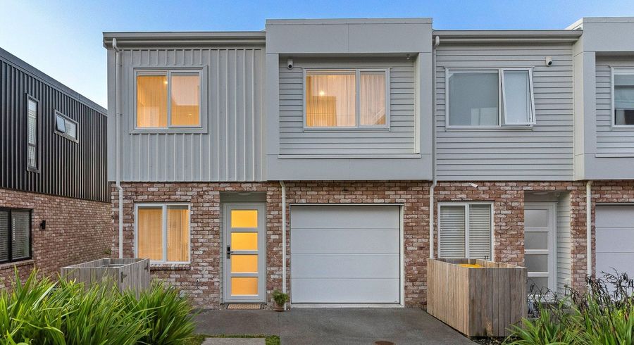  at 29 Tamora Lane, Avondale, Auckland