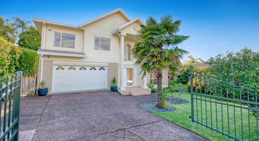  at 31 Goldfinch Rise, Unsworth Heights, North Shore City, Auckland