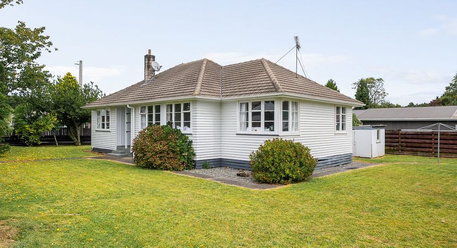  at 13 Nixon Street, Hamilton East, Hamilton, Waikato