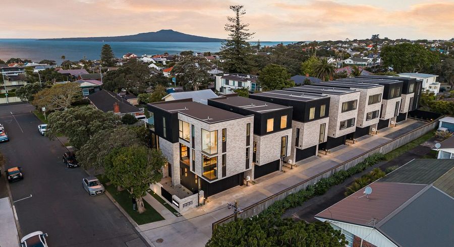  at 4 Tennyson Avenue, Takapuna, North Shore City, Auckland