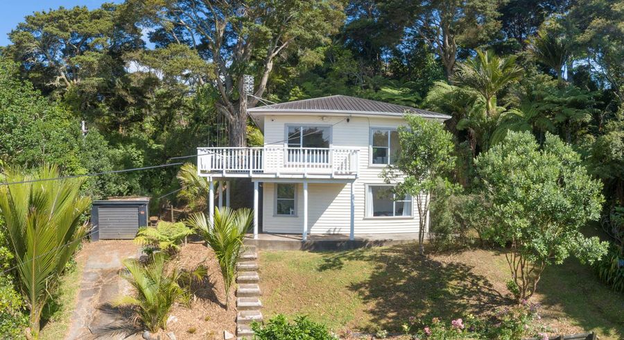  at 53 Laingholm Drive, Laingholm, Auckland