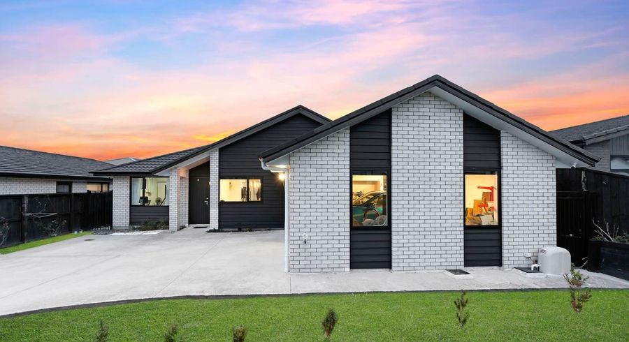  at 6D Crows Road, Swanson, Waitakere City, Auckland