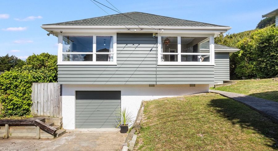  at 75 Larsen Crescent, Tawa, Wellington