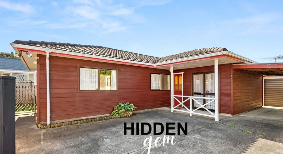  at 2/10 Purser Grove, Fairfield, Lower Hutt