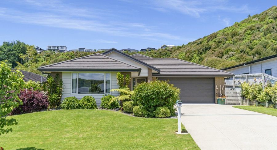  at 37 Rochfort Crescent, Pyes Pa, Tauranga