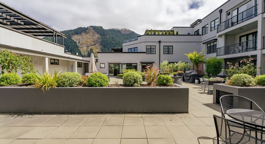  at 303 The Glebe, 1 Beetham Street, Town Centre, Queenstown-Lakes, Otago