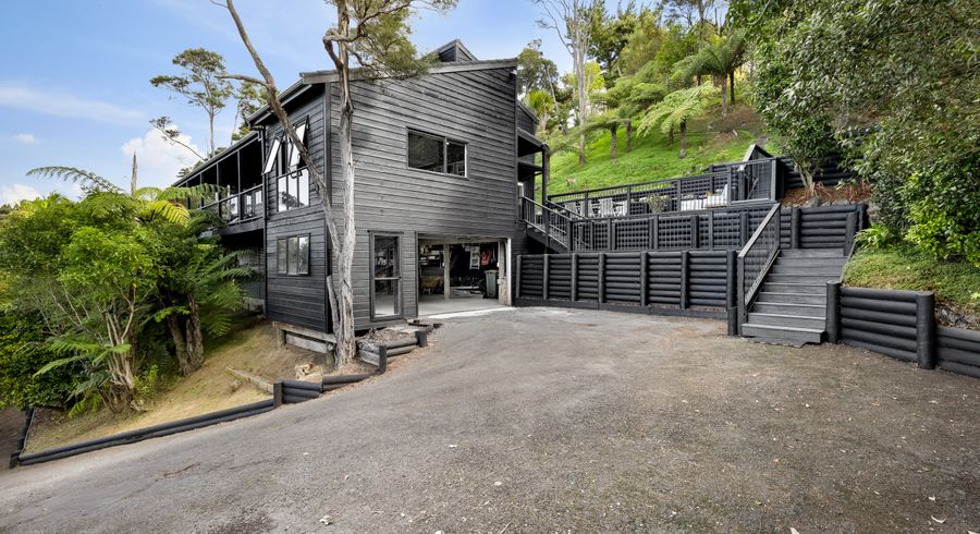  at 23 Laingfield Terrace, Laingholm, Auckland