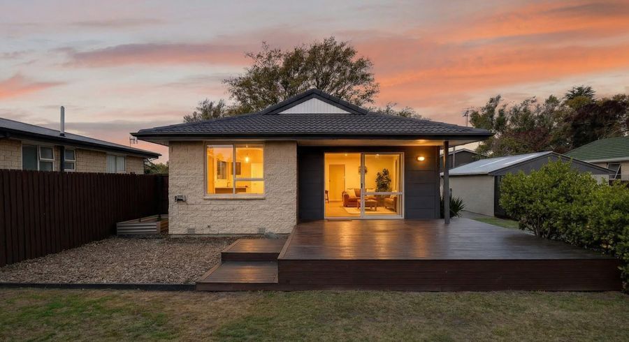  at 5 Fenmere Place, Burwood, Christchurch City, Canterbury