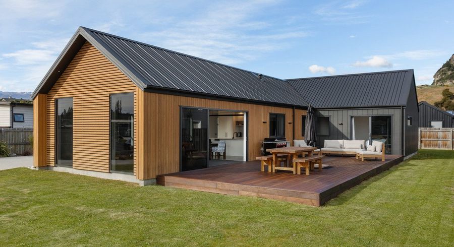  at 3 Pepperwood Green, Albert Town, Wanaka, Otago